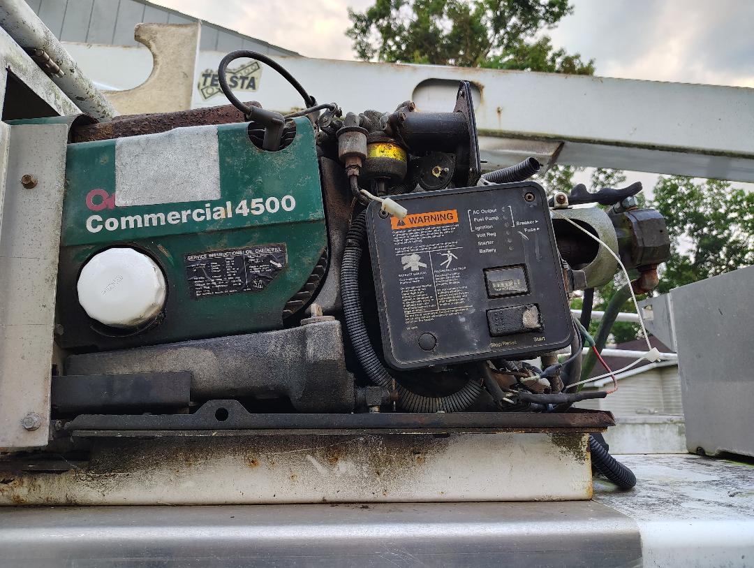 2001 CHEVROLET 3500 - Image 9